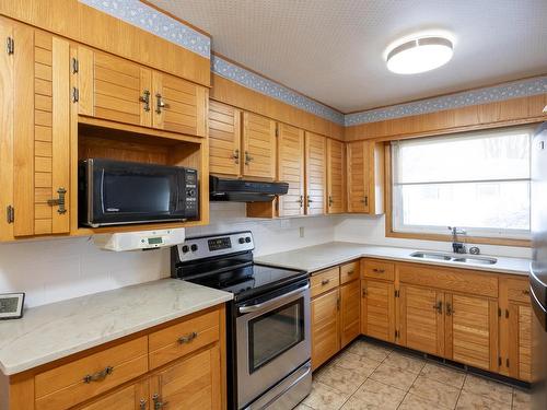 604 Ashdale Place, Thunder Bay, ON 