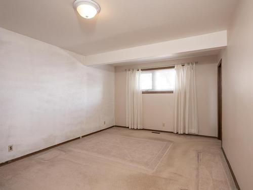 604 Ashdale Place, Thunder Bay, ON 