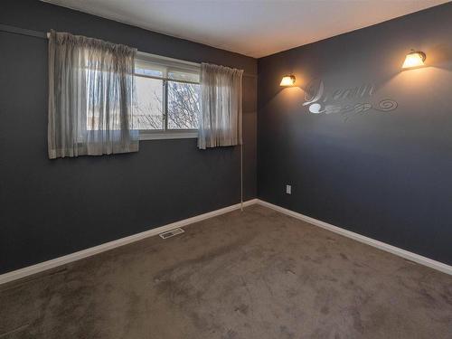239 Dublin Avenue, Thunder Bay, ON - Indoor Photo Showing Other Room
