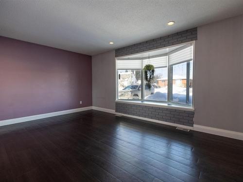 239 Dublin Avenue, Thunder Bay, ON - Indoor Photo Showing Other Room