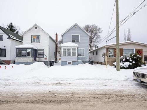 824 Finlayson Street, Thunder Bay, ON - Outdoor With Facade
