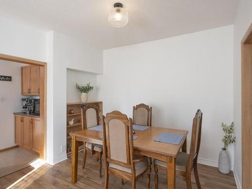12 Stokes Street, Thunder Bay, ON - Indoor Photo Showing Dining Room