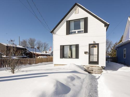 12 Stokes Street, Thunder Bay, ON - Outdoor