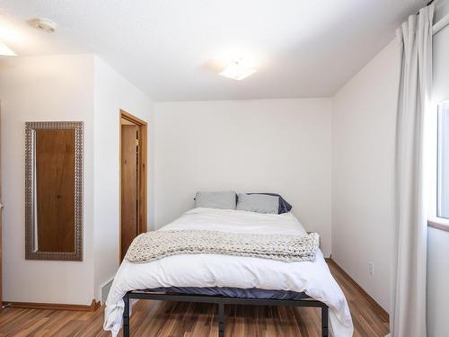 12 Stokes Street, Thunder Bay, ON - Indoor Photo Showing Bedroom