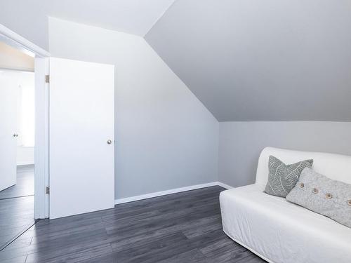 12 Stokes Street, Thunder Bay, ON - Indoor Photo Showing Other Room