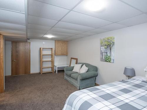 12 Stokes Street, Thunder Bay, ON - Indoor Photo Showing Bedroom