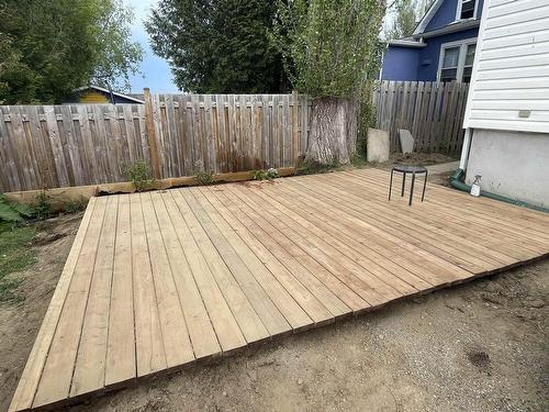 12 Stokes Street, Thunder Bay, ON - Outdoor With Deck Patio Veranda