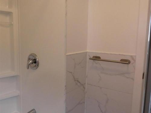 914 First St E, Geraldton, ON - Indoor