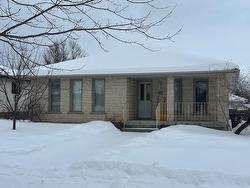 208 Flamingo Drive  Thunder Bay, ON P7B 6K3