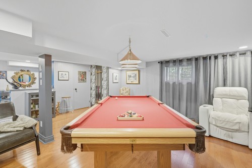 Salle familiale - 133 Rue Des Monts, Saint-Sauveur, QC - Indoor Photo Showing Other Room