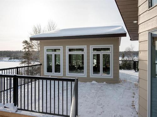 220D Phantom Drive, Kenora, ON - Outdoor With Deck Patio Veranda With Exterior