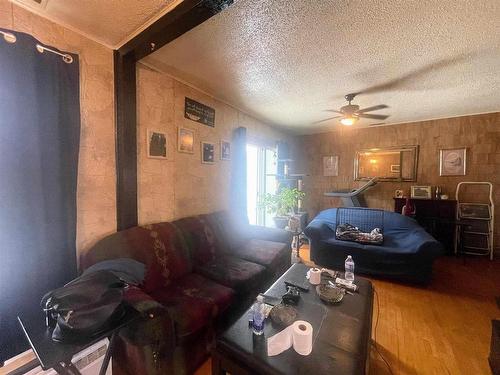 43 Stevens Avenue, Marathon, ON - Indoor Photo Showing Other Room