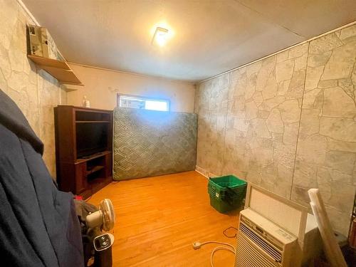 43 Stevens Avenue, Marathon, ON - Indoor