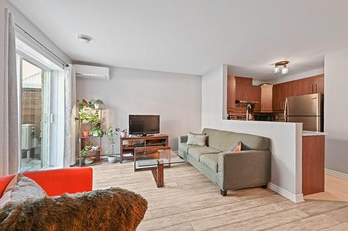 Salon - 6500 Rue Claudel, Brossard, QC - Indoor Photo Showing Living Room