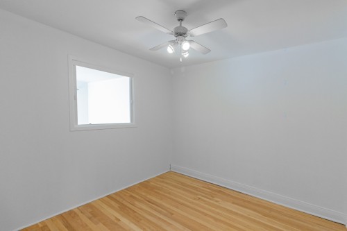 Salon - 2545 Av. Parkville, Montréal (Mercier/Hochelaga-Maisonneuve), QC - Indoor Photo Showing Other Room