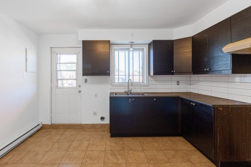 Cuisine - 2545 Av. Parkville, Montréal (Mercier/Hochelaga-Maisonneuve), QC - Indoor Photo Showing Kitchen With Double Sink
