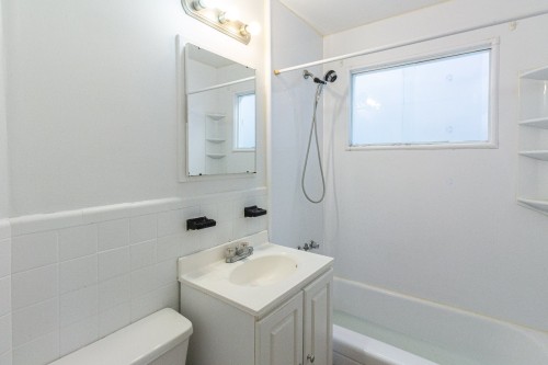 Salle de bains - 2545 Av. Parkville, Montréal (Mercier/Hochelaga-Maisonneuve), QC - Indoor Photo Showing Bathroom