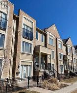 11 - 3135 BOXFORD CRESCENT  Mississauga, ON L5M 0X1