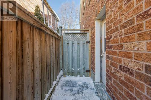 5303 Russell View Road, Mississauga, ON - Outdoor With Exterior