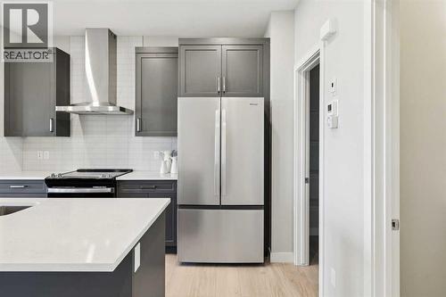 438 South Shore Drive, Chestermere, AB - Indoor Photo Showing Kitchen With Upgraded Kitchen