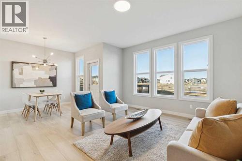 438 South Shore Drive, Chestermere, AB - Indoor Photo Showing Living Room