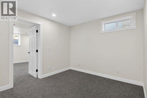 203 Lynnover Place Se, Calgary, AB - Indoor Photo Showing Other Room