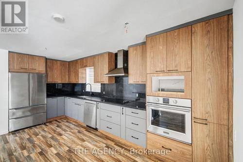 96 Meadowview Avenue, Markham, ON - Indoor Photo Showing Kitchen
