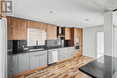 96 Meadowview Avenue, Markham, ON - Indoor Photo Showing Kitchen