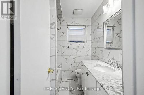96 Meadowview Avenue, Markham, ON - Indoor Photo Showing Bathroom