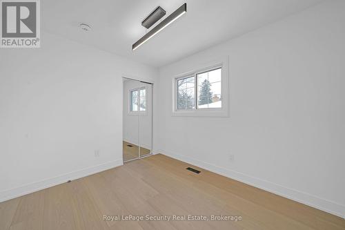 3370 Rhonda Valley, Mississauga, ON - Indoor Photo Showing Other Room