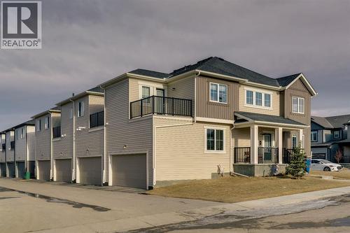 4 Southwinds Gate Sw, Airdrie, AB - Outdoor With Facade