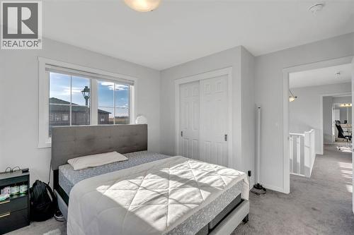 4 Southwinds Gate Sw, Airdrie, AB - Indoor Photo Showing Bedroom