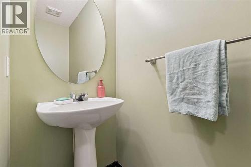110 Eversyde Common Sw, Calgary, AB - Indoor Photo Showing Bathroom