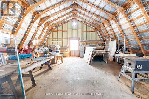 360 Concession Road 6 E, Tiny, ON - Indoor