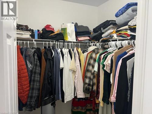 522 Banffshire Crescent, Kitchener, ON - Indoor With Storage