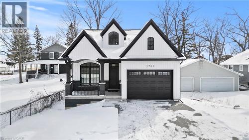 3709 Ryan Avenue, Fort Erie, ON - Outdoor With Facade