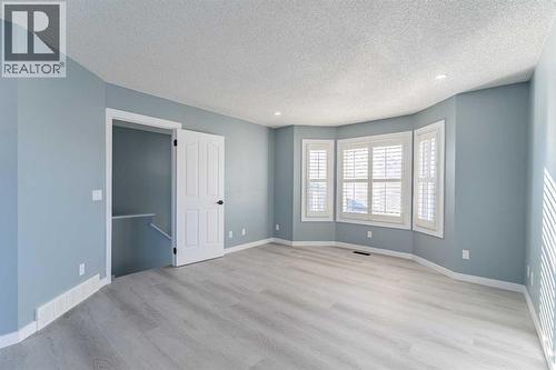 134 Erin Meadow Crescent Se, Calgary, AB - Indoor Photo Showing Other Room