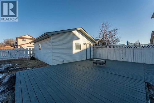 134 Erin Meadow Crescent Se, Calgary, AB - Outdoor