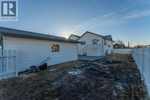 134 Erin Meadow Crescent Se, Calgary, AB - Outdoor