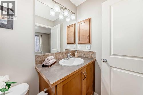 822 Panatella Boulevard Nw, Calgary, AB - Indoor Photo Showing Bathroom