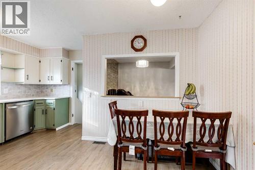 5611 Maidstone Crescent Ne, Calgary, AB - Indoor