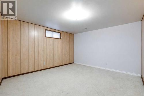 5611 Maidstone Crescent Ne, Calgary, AB - Indoor Photo Showing Other Room