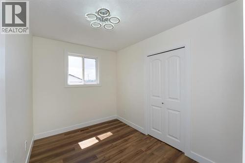 140 Whitworth Way, Calgary, AB - Indoor Photo Showing Other Room