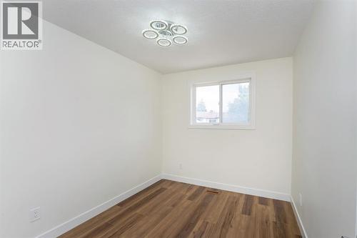 140 Whitworth Way, Calgary, AB - Indoor Photo Showing Other Room