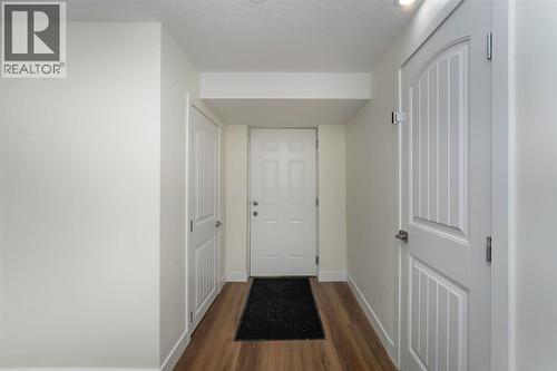 140 Whitworth Way, Calgary, AB - Indoor Photo Showing Other Room