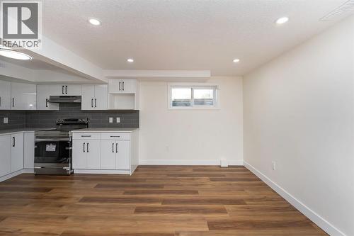 140 Whitworth Way, Calgary, AB - Indoor