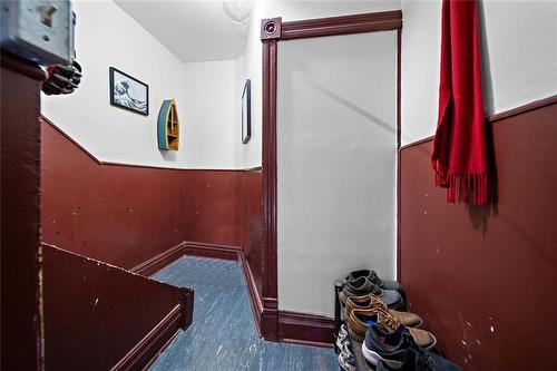 45 Furby Street, Winnipeg, MB - Indoor Photo Showing Other Room