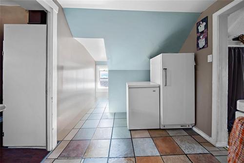 45 Furby Street, Winnipeg, MB - Indoor Photo Showing Other Room