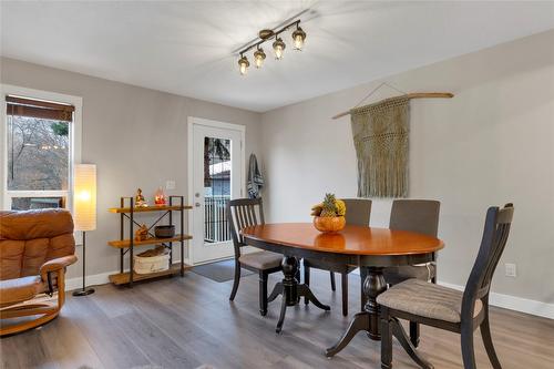 1-1605 43 Avenue, Vernon, BC - Indoor Photo Showing Dining Room