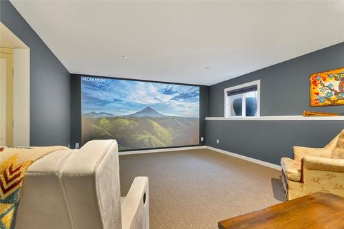 1-1605 43 Avenue, Vernon, BC - Indoor Photo Showing Other Room